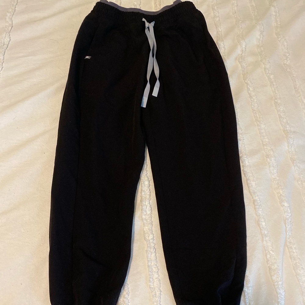 Figs Mari black skinny jogger